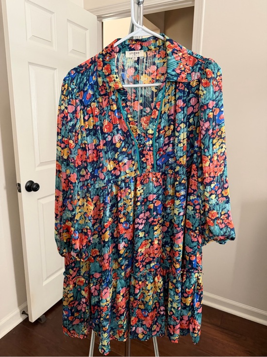 Umgee Dresses & Skirts - Umgee Teal Floral Tiered Dress with Multicolor Blooms. Size Medium